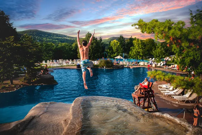 Skylift Lodge Mountain Creek Vernon Airbnb 5