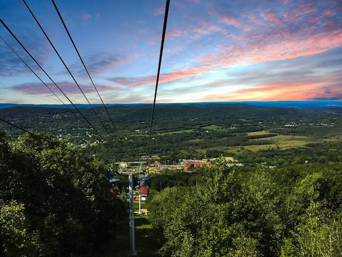 Skylift Lodge Mountain Creek Vernon Airbnb 5
