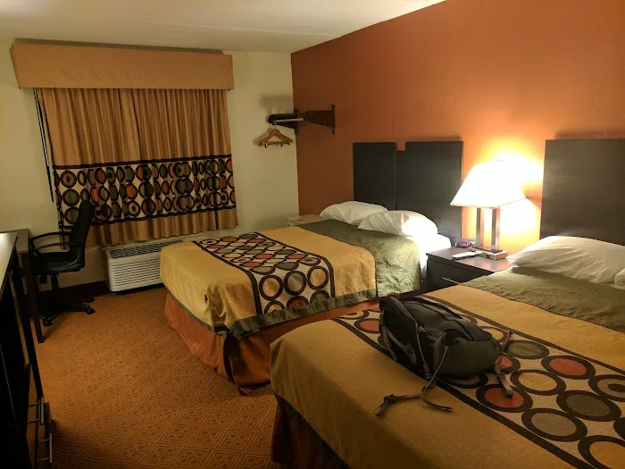 Super 8 by Wyndham Stamford/New York City Area 5