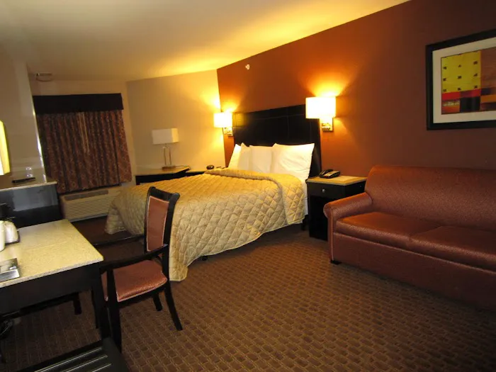 Red Carpet Inn & Suites Monmouth Junction, NJ 5