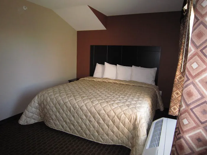 Red Carpet Inn & Suites Monmouth Junction, NJ 5