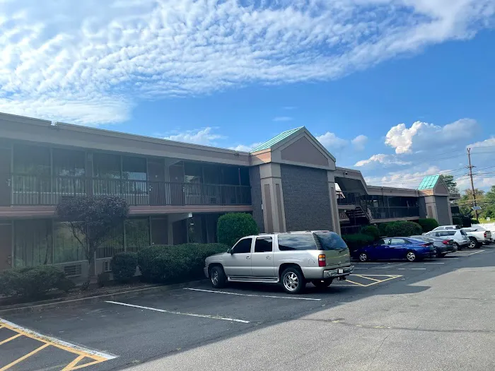 Travelers Inn 5