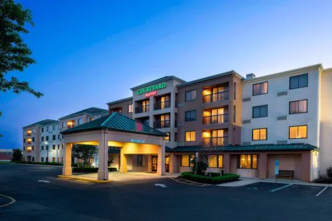 Courtyard Cranbury South Brunswick 5