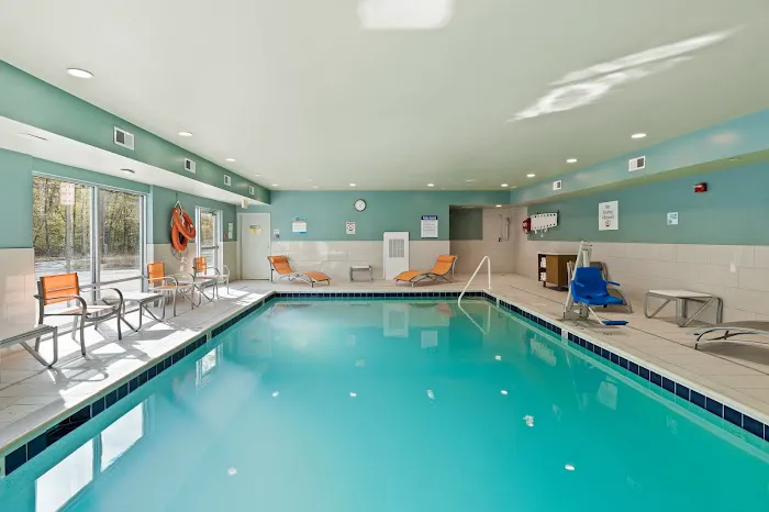 Holiday Inn Express & Suites North Brunswick by IHG 4