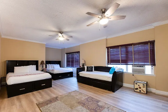 Colts Neck Inn Hotel 4