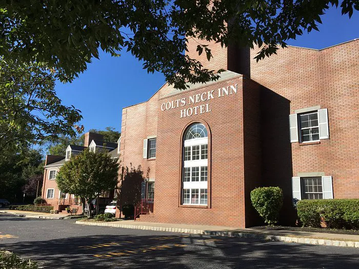 Colts Neck Inn Hotel 4