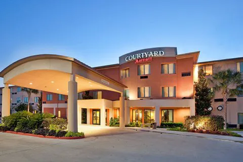 Courtyard Wall at Monmouth Shores Corporate Park 4