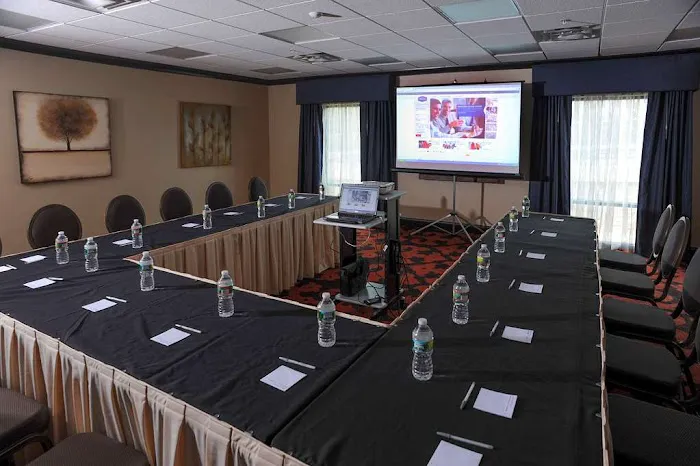 Hampton Inn Neptune/Wall 4