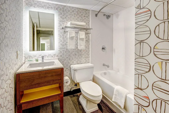 Holiday Inn East Windsor - Cranbury Area by IHG 4
