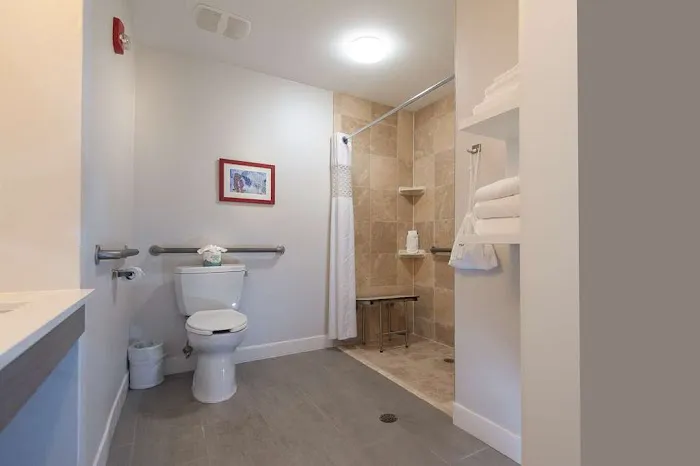 Hampton Inn East Windsor 4