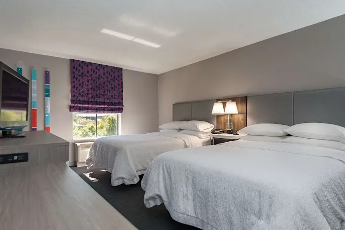 Hampton Inn East Windsor 4