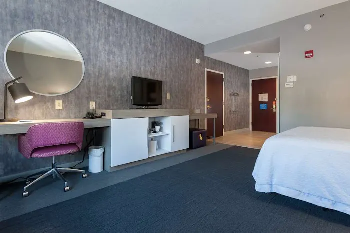 Hampton Inn East Windsor 4