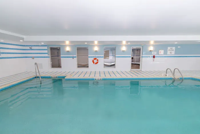 Holiday Inn Express Neptune by IHG 4