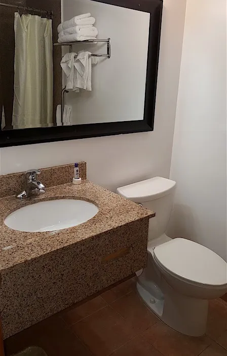 Crystal Inn Neptune 4