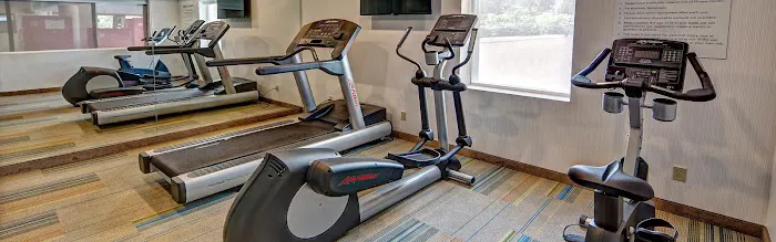Holiday Inn Express Roslyn - Long Island by IHG 4
