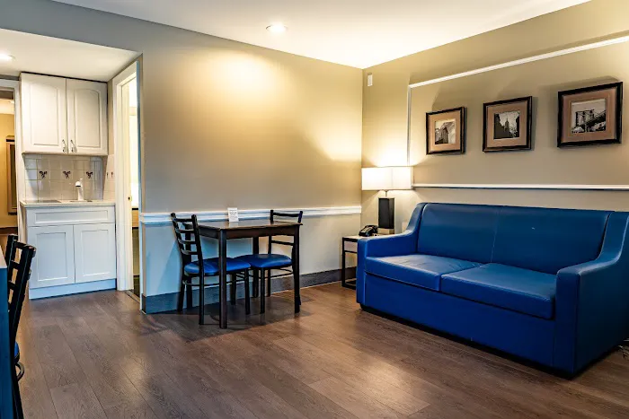 Whitman Motor Lodge 4