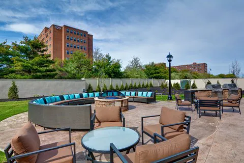 Courtyard by Marriott Long Island Islip/Courthouse Complex 4