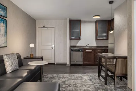 Residence Inn Long Island Islip/Courthouse Complex 4