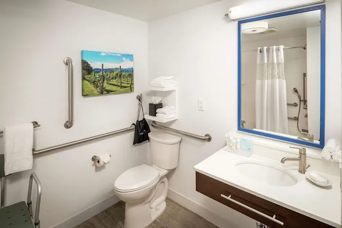 Hampton Inn Long Island/Commack 4