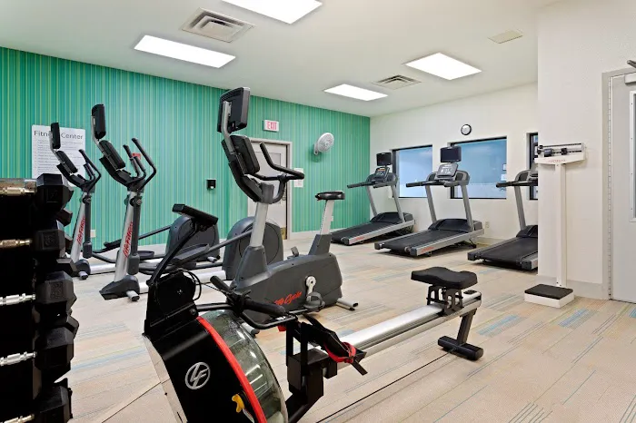 Holiday Inn Express Hauppauge-Long Island by IHG 4