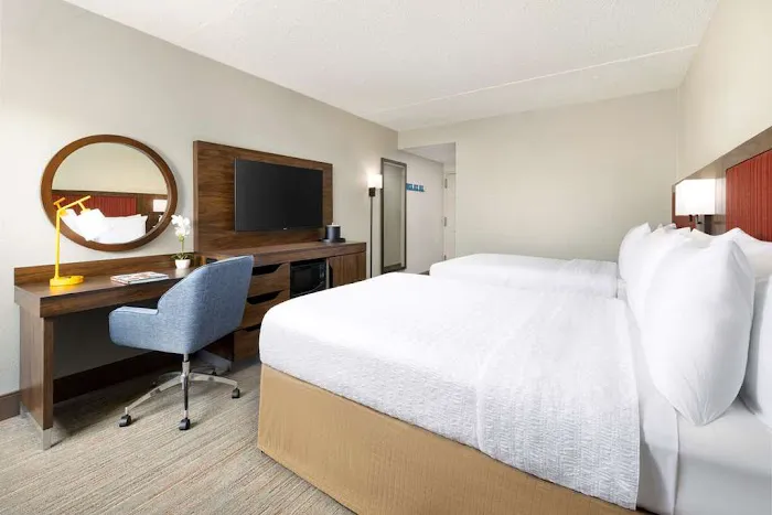 Hampton Inn Long Island/Islandia 4