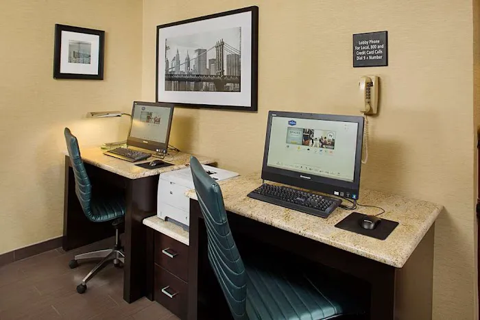 Hampton Inn Long Island/Islandia 4