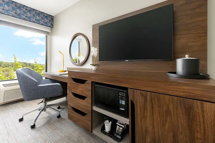 Hampton Inn Long Island/Islandia 4