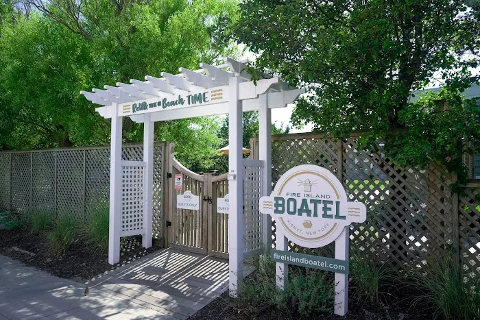 Fire Island Boatel Kismet 5