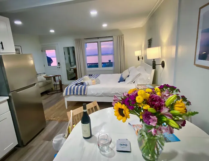 Fire Island Boatel Kismet 5