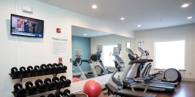 Holiday Inn Express & Suites Chester-Monroe-Goshen by IHG