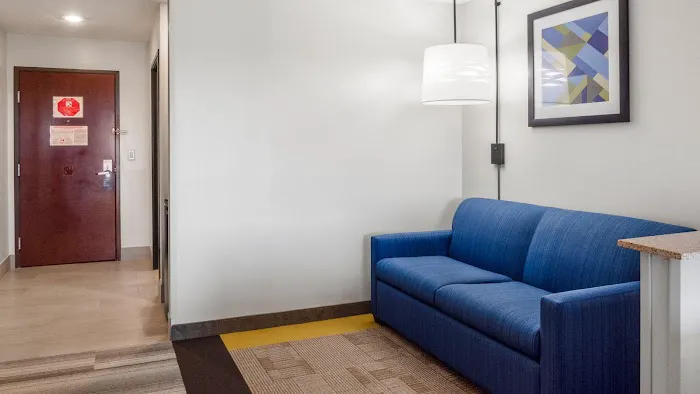 Holiday Inn Express & Suites Newton Sparta by IHG 4