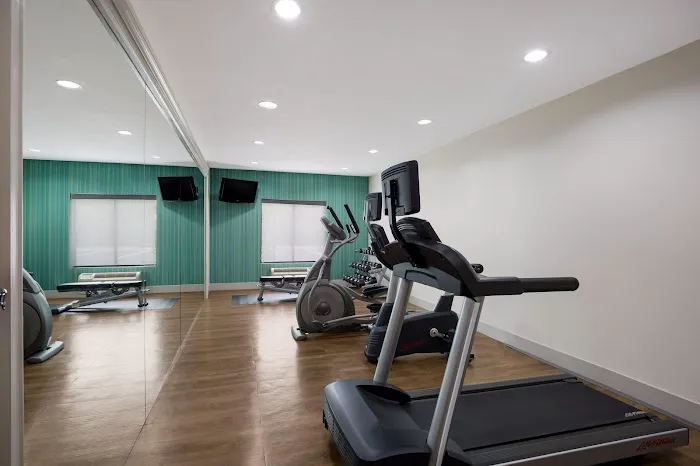 Holiday Inn Express & Suites Newton Sparta by IHG 4