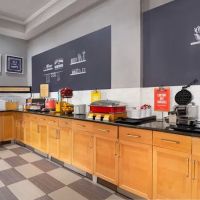 Hampton Inn & Suites Stamford ico