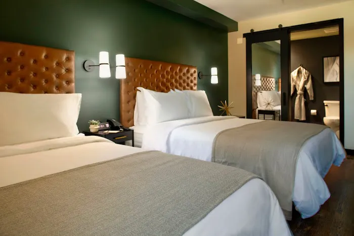 The Lloyd Stamford, Tapestry Collection by Hilton 5