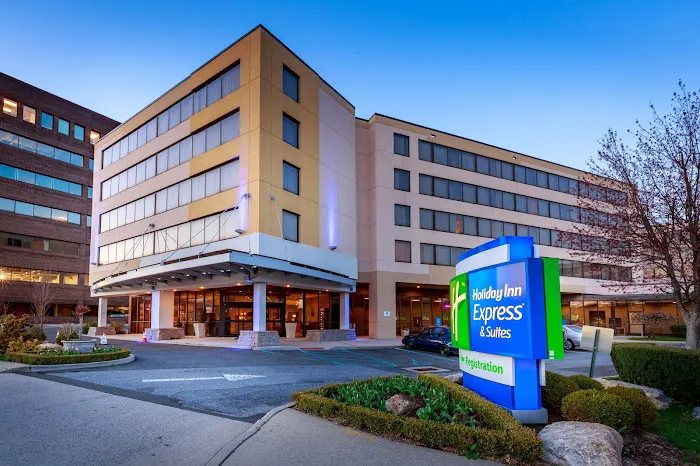 Holiday Inn Express & Suites Stamford by IHG 5