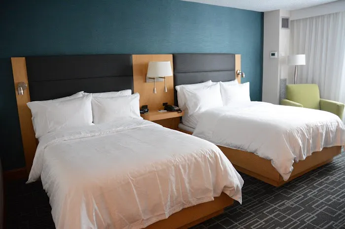 Holiday Inn Express & Suites Stamford by IHG 5