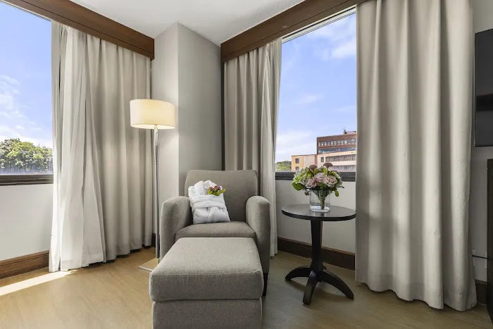 The Armon Stamford Hotel 5