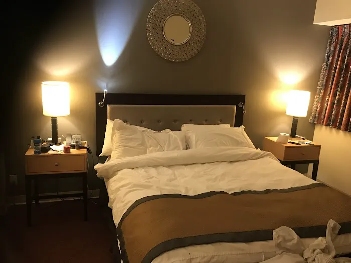 Stamford Suites Hotel 5