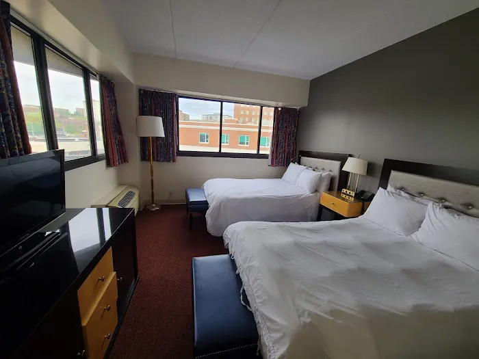 Stamford Suites Hotel 5