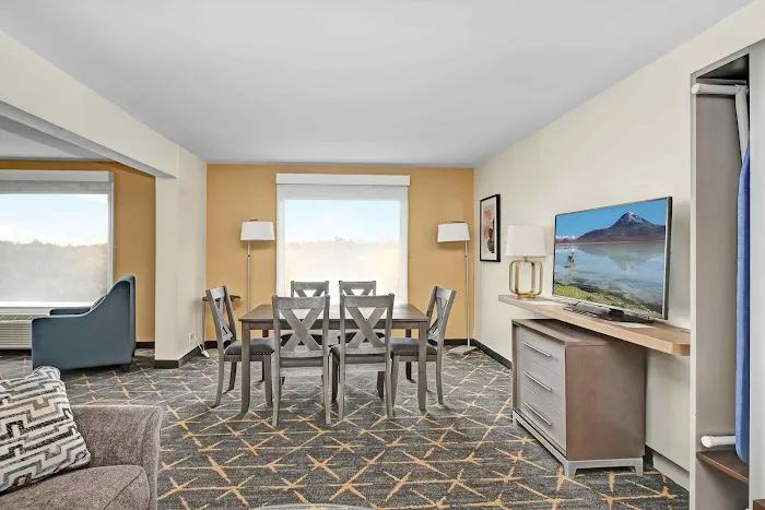 Holiday Inn Piscataway - Somerset, an IHG Hotel 4
