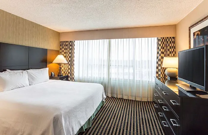 Embassy Suites by Hilton Piscataway Somerset 4