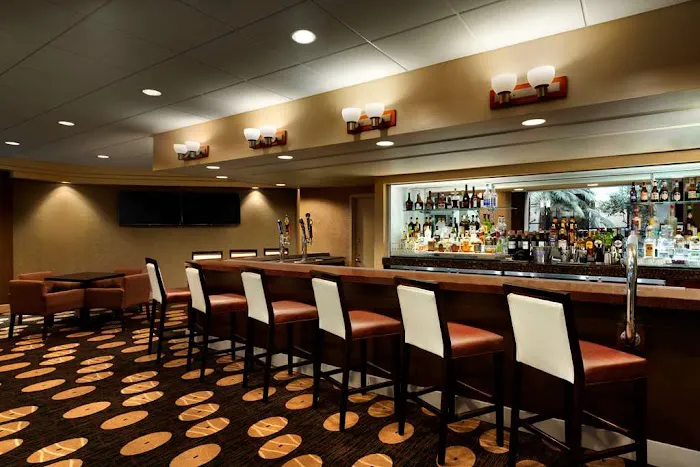 Embassy Suites by Hilton Piscataway Somerset 4