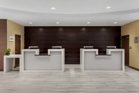 Delta Hotels Somerset 5