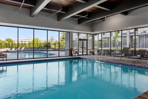 Delta Hotels Somerset 5