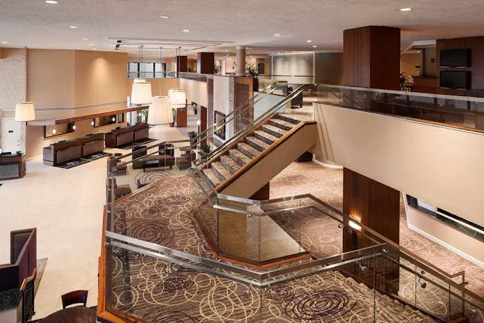 DoubleTree by Hilton Somerset Hotel and Conference Center 5