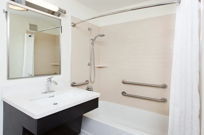 Sonesta Simply Suites Somerset 5