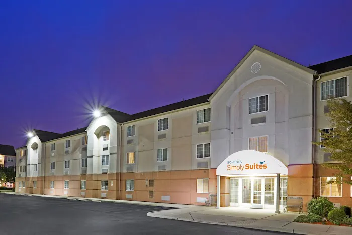 Sonesta Simply Suites Somerset 5