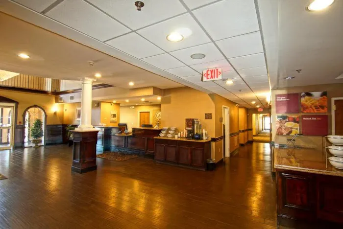 Comfort Suites Near University / North Brunswick 4