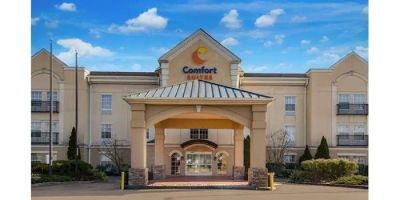 Comfort Suites Near University / North Brunswick