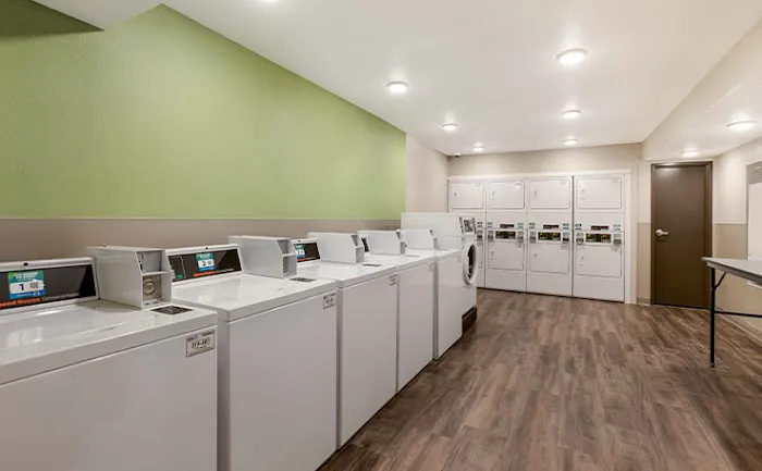 WoodSpring Suites South Brunswick - Princeton 5